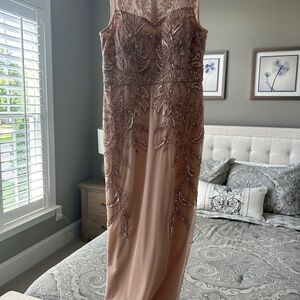Mother of the Bride/Groom Dress -Adrianna Papell